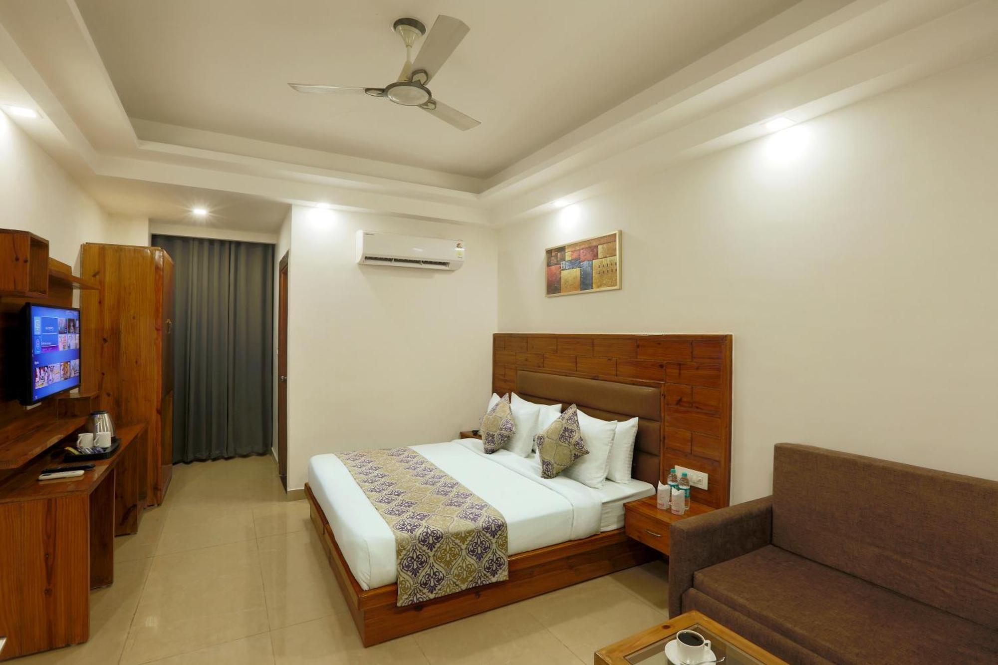 Hotel Deluxe Stay Inn - Near Delhi Airport Nové Dillí Exteriér fotografie