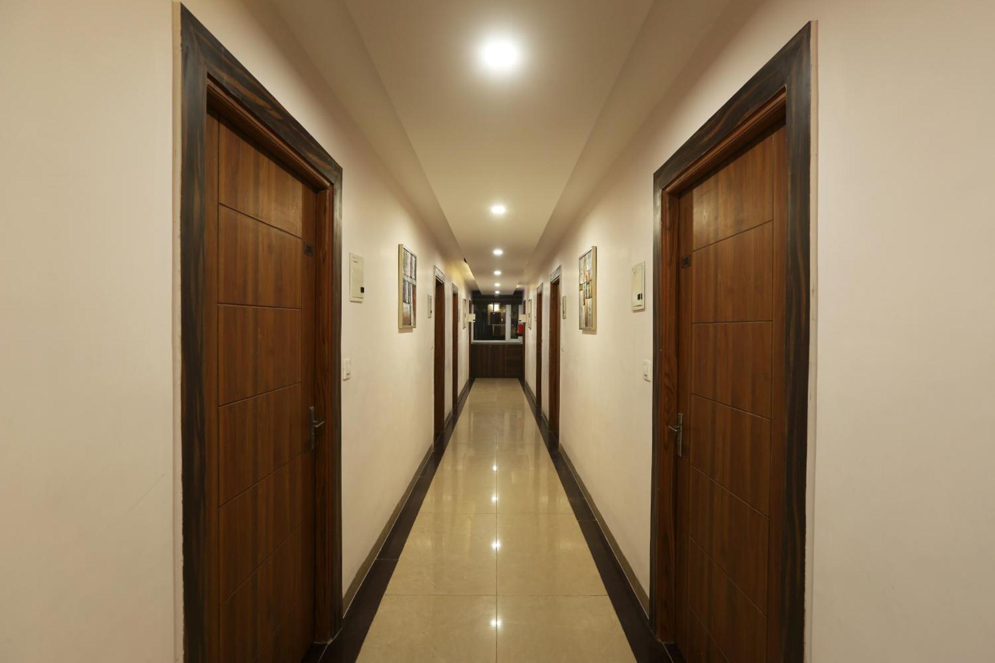 Hotel Deluxe Stay Inn - Near Delhi Airport Nové Dillí Exteriér fotografie